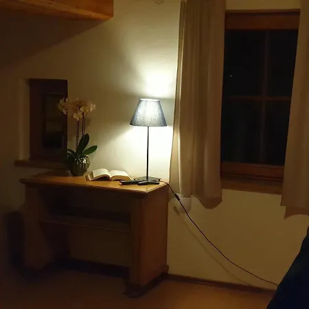 Emilia Apartment *